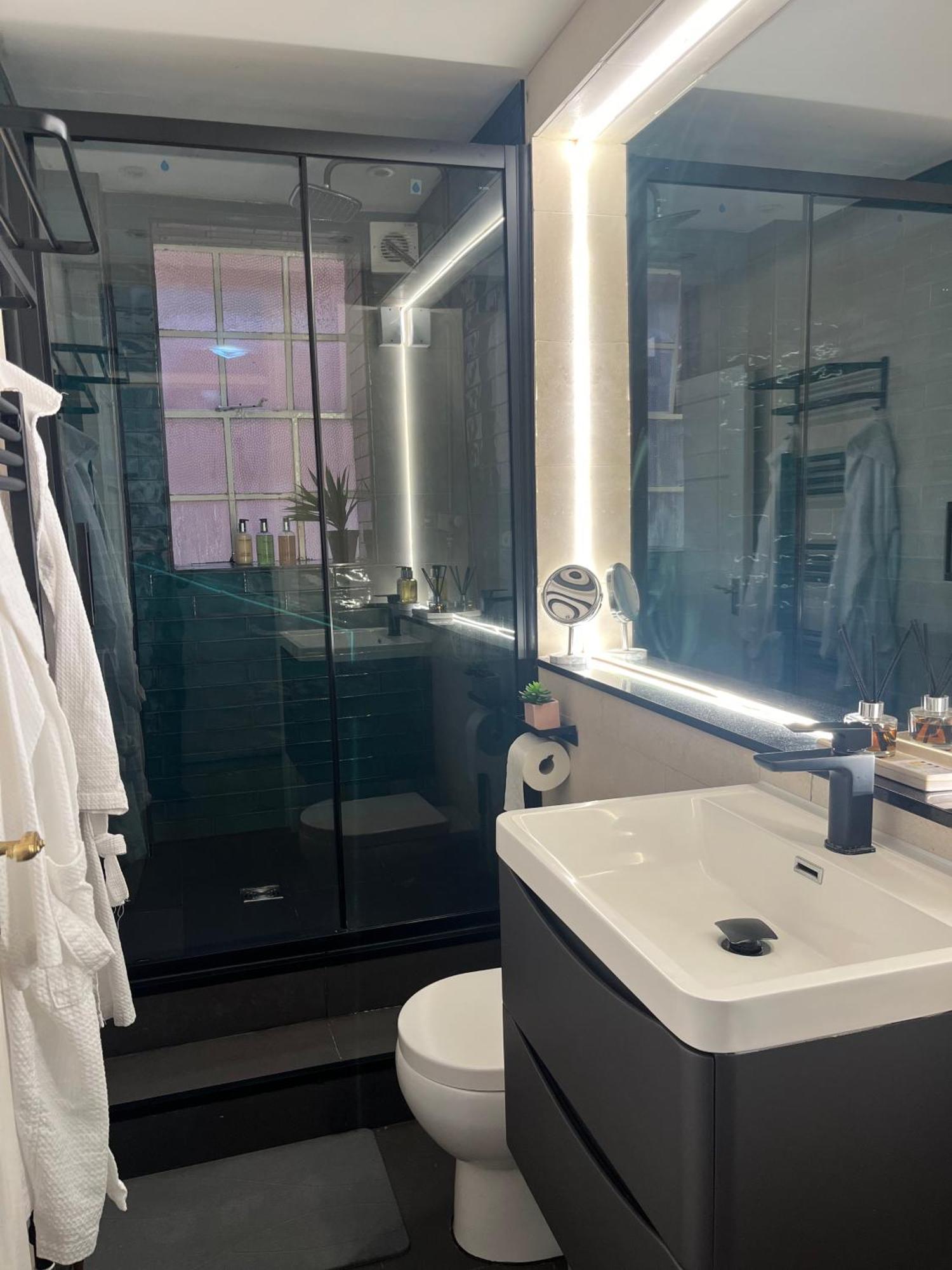 Modern Quiet 1 Bed Flat -Mayfair London Eksteriør billede